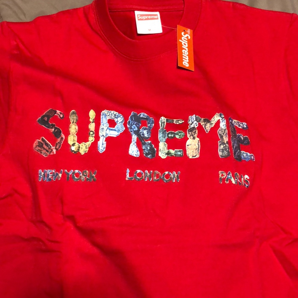 Supreme New York London Paris Tee Size M